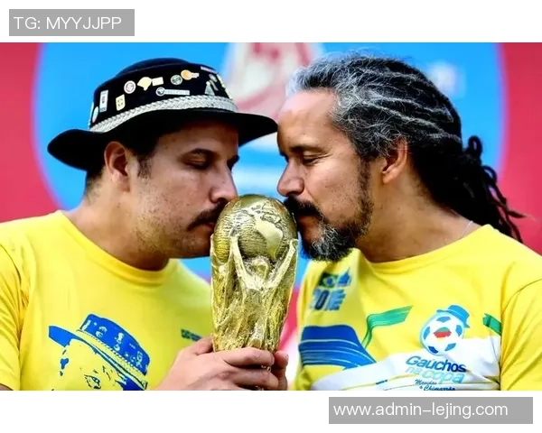 足球5号球员的传奇故事与赛场上的精彩瞬间回顾 足球5号球员的传奇故事与赛场上的精彩瞬间回顾